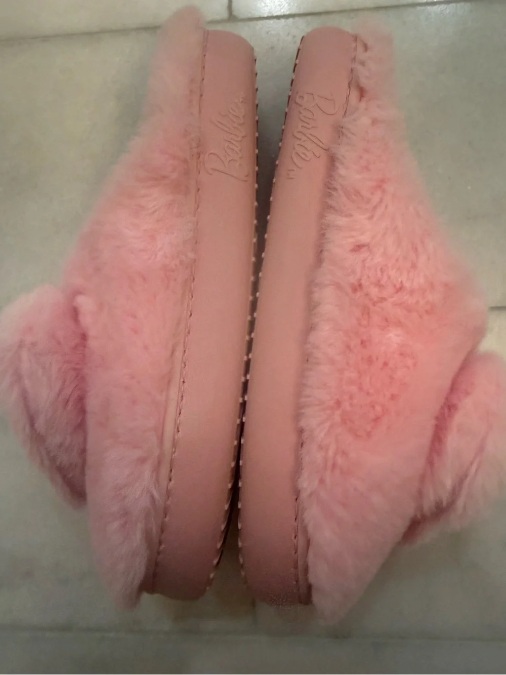 Barbie Pink Fuzzy Heart Slip-On Slippers. EUC.